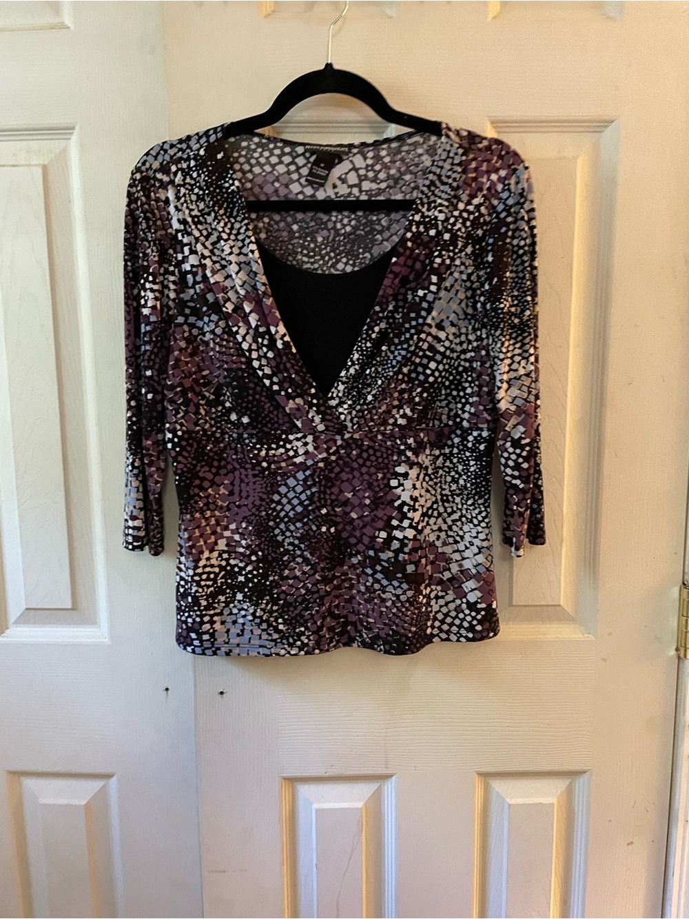 Petite Sophisticate purple blue and black pattern blouse Size Medium